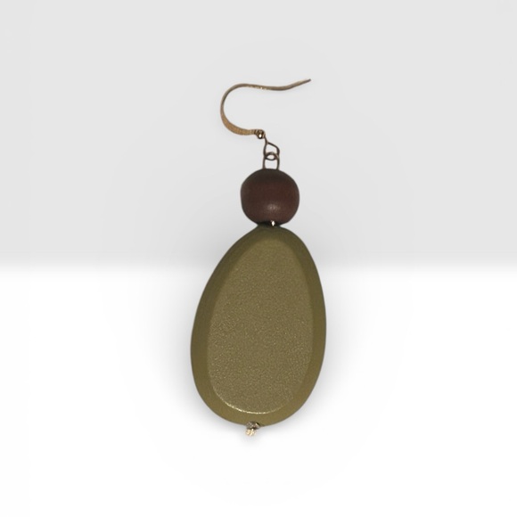 NWT Ashley Stewart Brown and Olive Wood Bead Necklace and Matching Earring Set - Picture 2 of 6